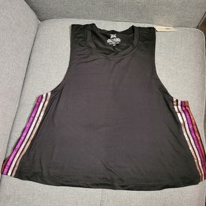 New Cut the Frills t-shirt, S/M